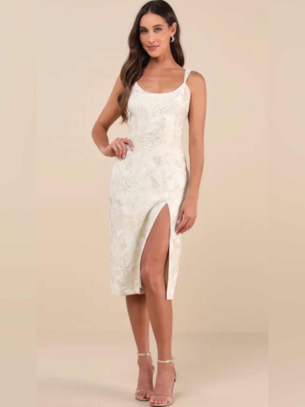 White and gold jacquard dress with leg slit